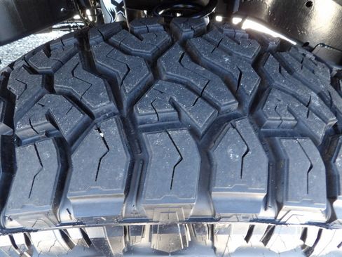 Used 2020 RAM 3500 Tradesman w/ Chrome Appearance Group image 63