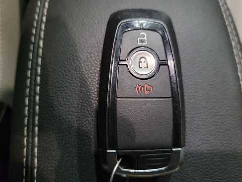 Used 2020 Ford Escape SE AWD/4WD image 32