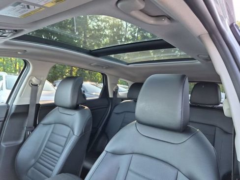 Used 2025 Kia Sportage SX AWD/4WD image 13