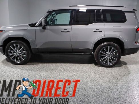 Used 2026 Lexus GX 550 w/ Accessory Package (2T) AWD/4WD image 10