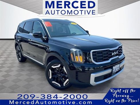 Used 2024 Kia Telluride S FWD image 1