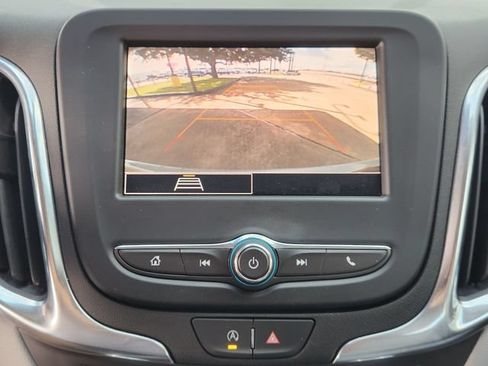 Used 2024 Chevrolet Equinox LS w/ LS Convenience Package FWD image 17
