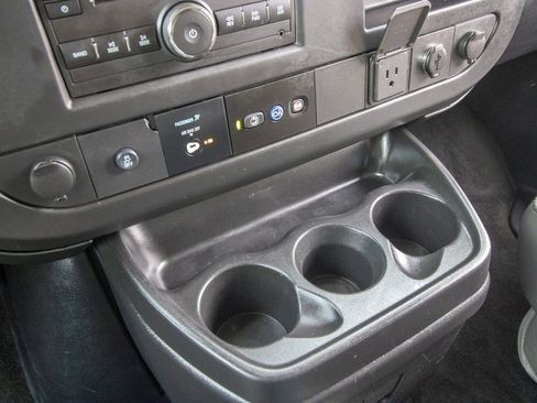 Used 2017 Chevrolet Express 3500 LT w/ LT Preferred Equipment Group image 22