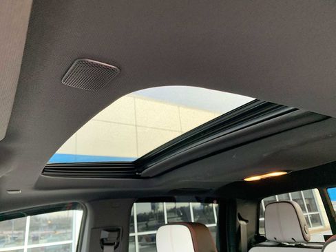 Certified 2024 GMC Canyon AT4X image 18