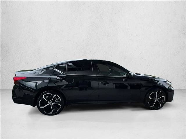 Used 2023 Nissan Altima 2.5 SR w/ SR Premium Package FWD image 4