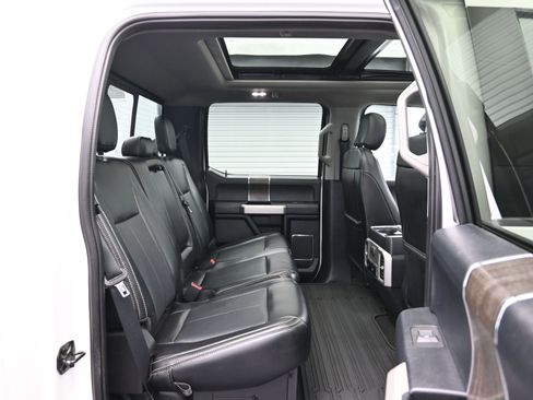 Used 2021 Ford F250 Lariat w/ Tremor Off-Road Package image 12