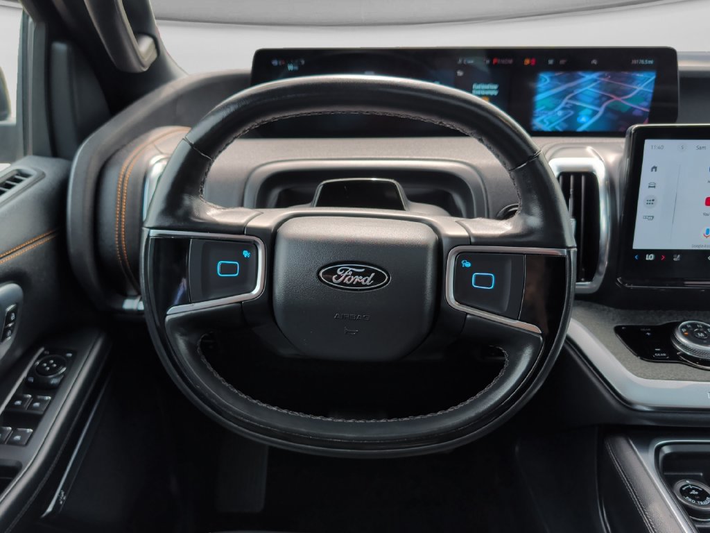 Used 2025 Ford Expedition Tremor AWD/4WD image 11