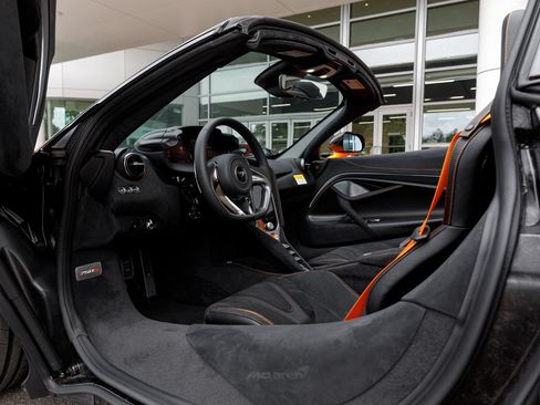 New 2027 McLaren 750S Spider RWD image 48