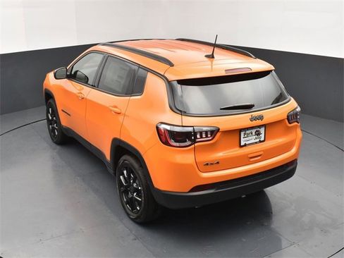 New 2026 Jeep Compass Latitude image 16