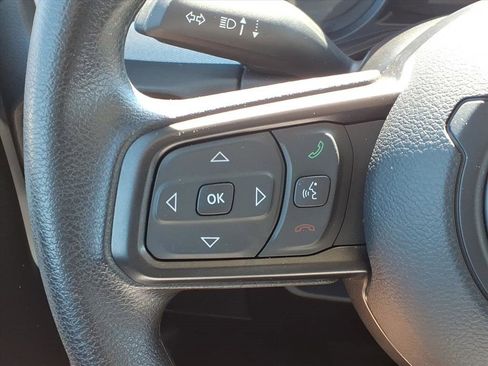 Used 2025 Jeep Wrangler Sport image 18