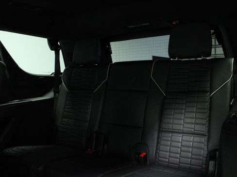 Used 2025 Cadillac Escalade V image 15