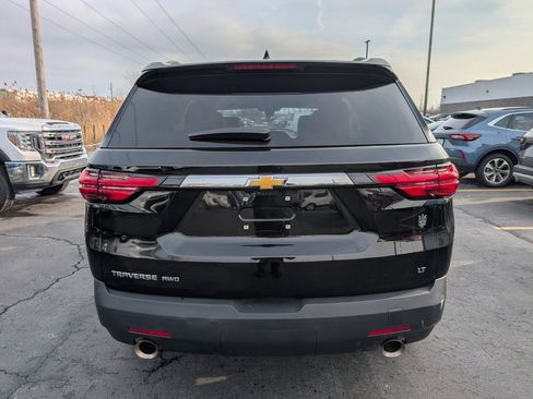 Used 2023 Chevrolet Traverse LT w/ LT Premium Package image 6