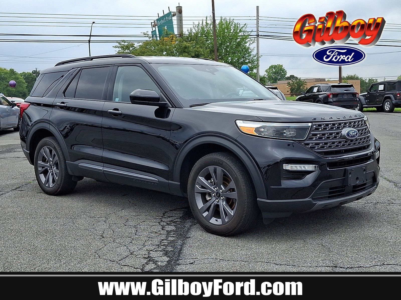 Used 2023 Ford Explorer XLT w/ Equipment Group 202A AWD/4WD image 1