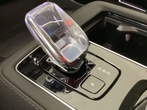 New 2026 Volvo XC90 T8 Ultra w/ Protection Package image 19