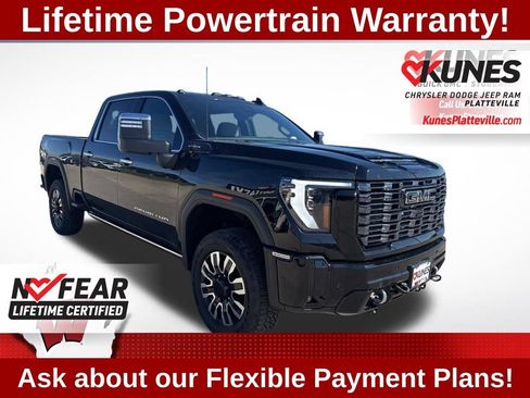 Used 2025 GMC Sierra 3500 Denali Ultimate AWD/4WD image 1
