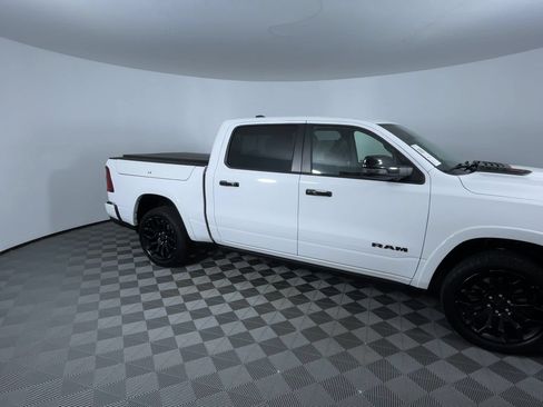 Used 2025 RAM 1500 Limited AWD/4WD image 2