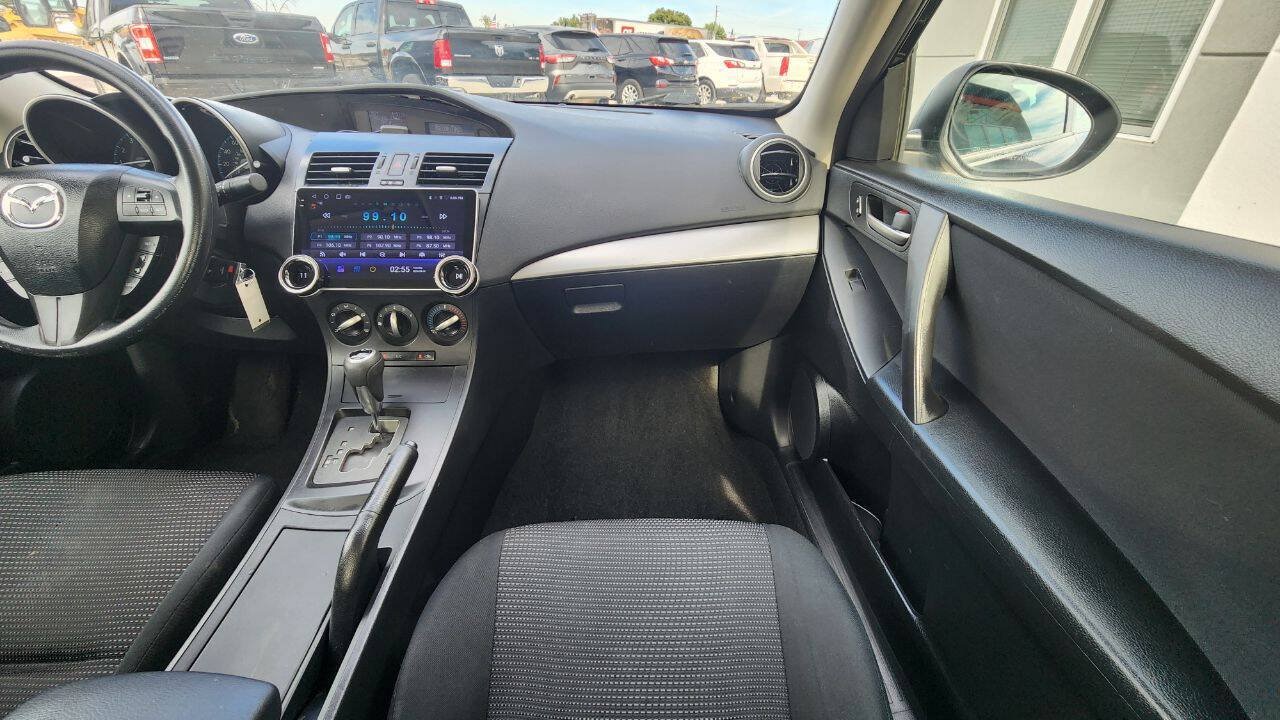 Used 2013 MAZDA MAZDA3 i Sport FWD image 14