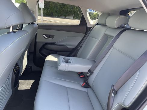 Certified 2024 Hyundai Kona Limited FWD image 15