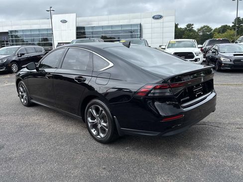 Used 2023 Honda Accord EX image 5