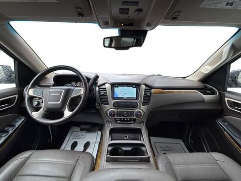 Used 2017 GMC Yukon Denali w/ Open Road Package AWD/4WD image 28