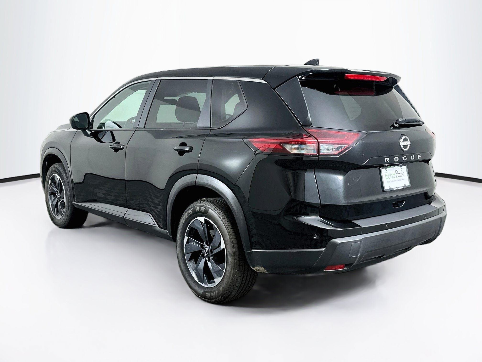 Used 2025 Nissan Rogue SV FWD image 5