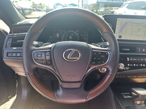 Used 2024 Lexus ES 300h Ultra Luxury w/ Accessory Package (Z2) FWD image 23