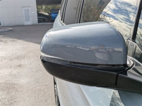 Used 2022 Honda Pilot Elite image 10