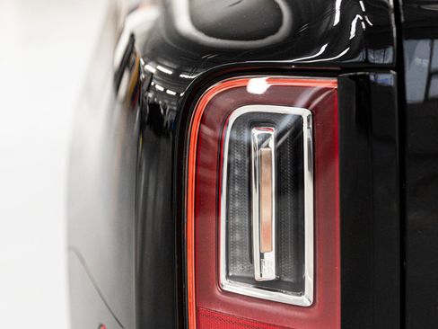 Certified 2024 Rolls-Royce Cullinan image 6