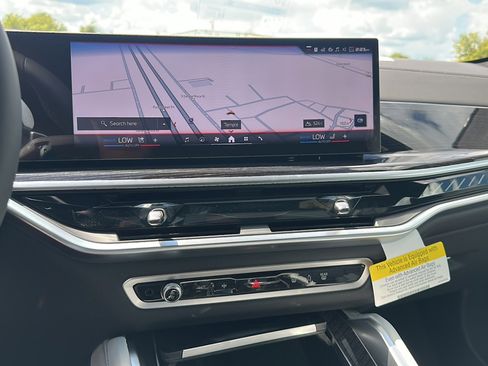 New 2026 BMW X6 M60i image 21