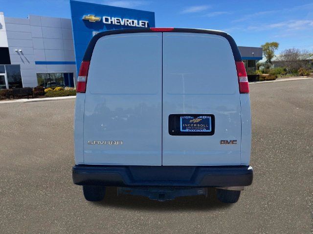 Used 2020 GMC Savana 2500 w/ Driver Convenience Package RWD image 25