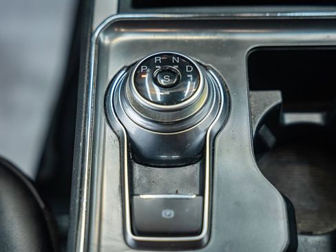 Used 2022 Ford Edge ST-Line image 28