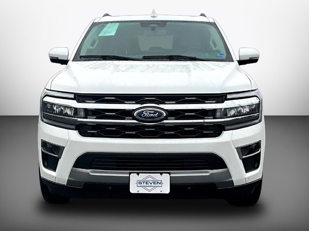 Used 2024 Ford Expedition Max Limited AWD/4WD image 2