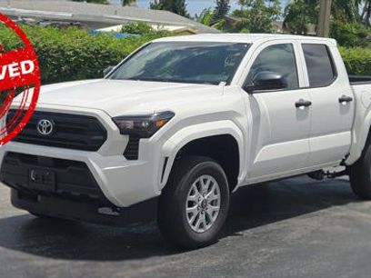 Used 2025 Toyota Tacoma SR