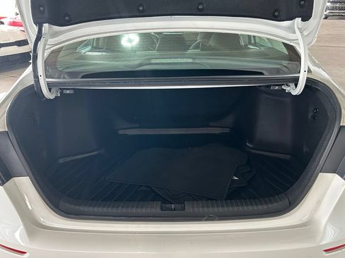 Used 2024 Honda Accord EX image 42