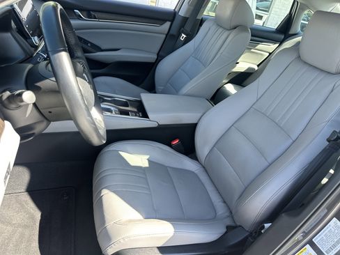 Used 2018 Honda Accord EX-L image 10