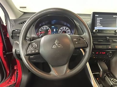 Used 2024 Mitsubishi Eclipse Cross LE AWD/4WD image 14