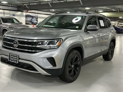 Used 2022 Volkswagen Atlas SE AWD/4WD image 3