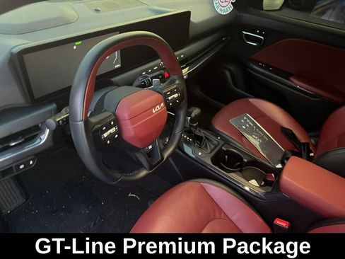 Used 2025 Kia K4 GT-Line w/ GT-Line Premium Package FWD image 4