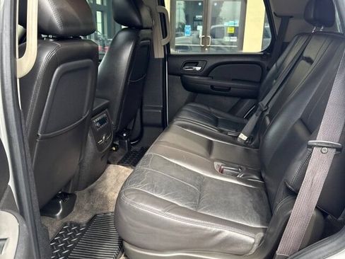 Used 2010 Chevrolet Tahoe LT AWD/4WD image 12