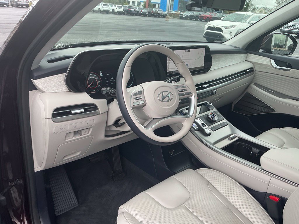 Certified 2025 Hyundai Palisade Calligraphy AWD/4WD image 19