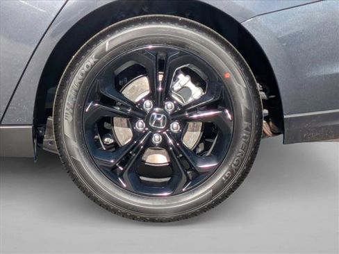 New 2025 Honda Accord SE image 10