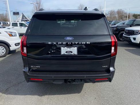 New 2026 Ford Expedition Active RWD image 29