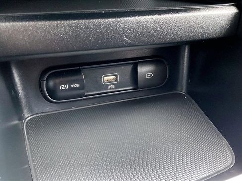 Certified 2024 Kia Forte LXS image 31