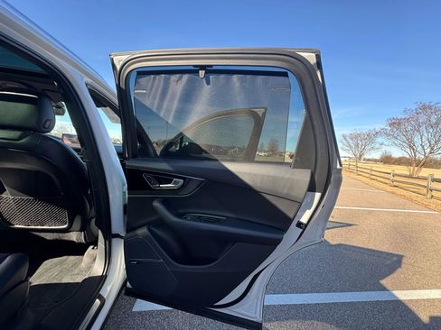 Used 2018 Audi Q7 3.0T Prestige w/ Prestige Package image 35