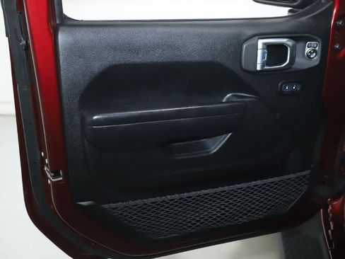Used 2021 Jeep Wrangler Unlimited Sport AWD/4WD image 16