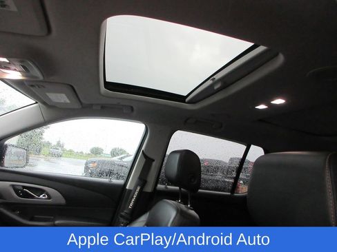 Used 2020 Chevrolet Traverse LT w/ LT Premium Package AWD/4WD image 7