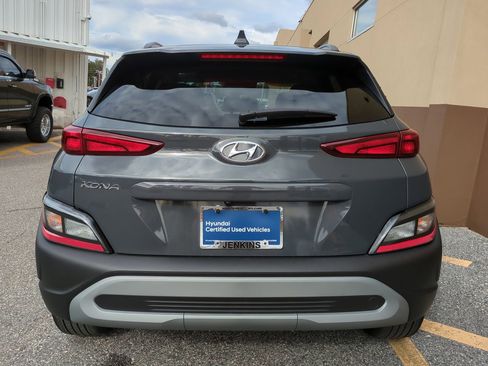 Certified 2023 Hyundai Kona SEL w/ Convenience Package image 5