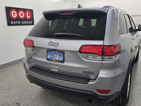 Used 2020 Jeep Grand Cherokee Laredo w/ Security & Convenience Group AWD/4WD image 9