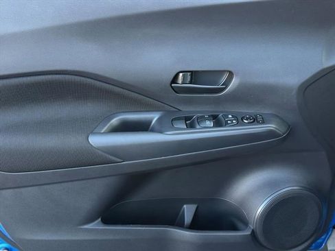 Used 2024 Nissan Kicks S image 15