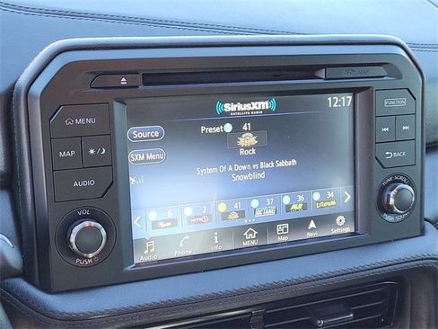 Used 2018 Nissan GT-R Premium image 14